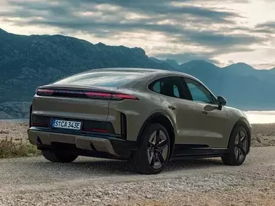 Porsche Unveils the All-Electric 2026 Cayenne Coupe
