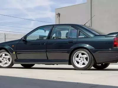 The Notorious 1992 Lotus Carlton: A Smuggler's Dream Car on Auction