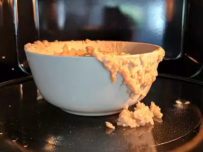 Mastering Oatmeal: How to Prevent Messy Boil-Overs