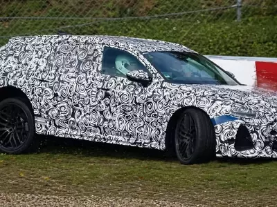 Audi RS6 Prototype Collides During Nürburgring Testing