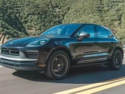 Porsche Increases Inventory for Gas-Powered Macan Ahead of Production Halt