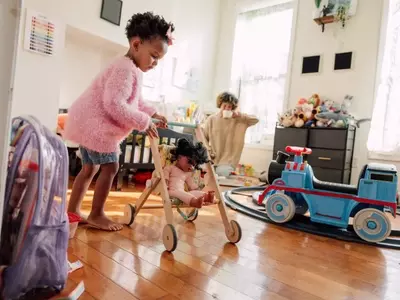 The Benefits of a Minimalist Approach to Children's Toys