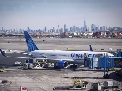 United Airlines Jet Collides with Light Pole and Truck Near Newark Airport During Landing