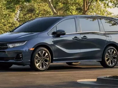Honda to Extend Production of Key Models Through Decade's End