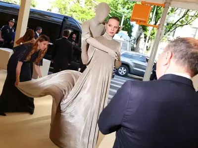 The Unsung Heroes of the 2026 Met Gala: The Train Handlers