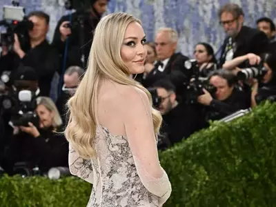 Lindsey Vonn's Resilient Return: Overcoming an Olympic Crash and Injury