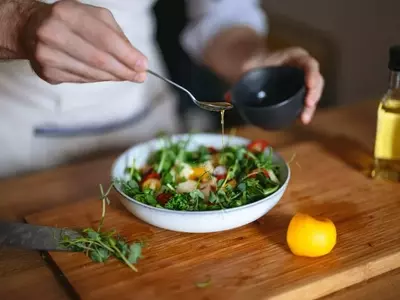 The Simple Yet Delicious Vinaigrette You'll Want to Make Forever