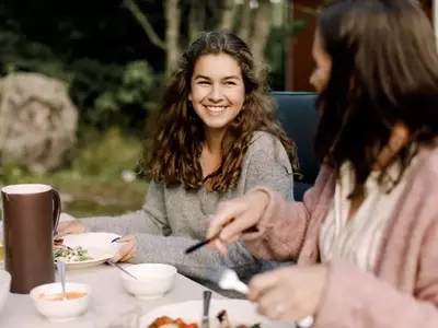 Strengthening Bonds: Activities for Mothers and Teenage Daughters