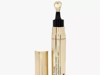 The Rise of Tinted Eye Creams: A Hybrid Skincare Solution
