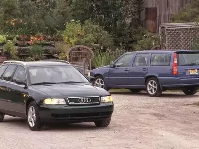 1998 Audi A4 Avant Quattro vs. Volvo V70 AWD: A Detailed Comparison