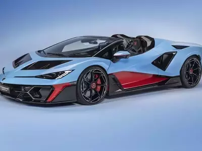 Lamborghini Unveils Fenomeno Roadster: A New Era of Open-Top Supercars