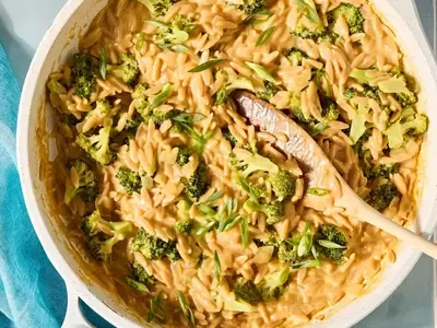Quick and Healthy Broccoli-Cheddar Orzo