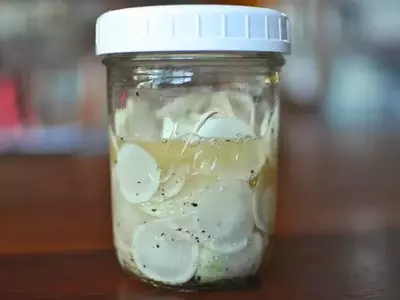 Crisp Pickled Hakurei Turnips: A Simple & Flavorful Recipe