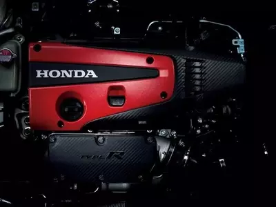 Honda Shifts Focus: Hybrid Future Over All-Electric Goal by 2040