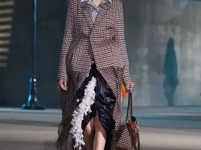 Dior Cruise Collection Blends Hollywood Glamour with Fashion Heritage