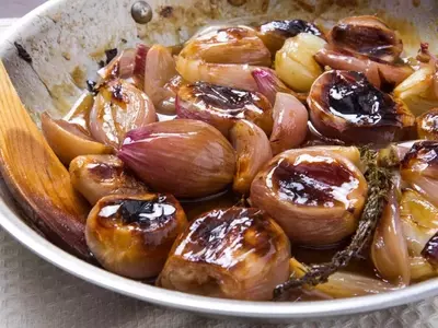 Mastering Sweet and Tangy Glazed Roasted Shallots