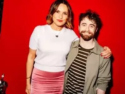 Radcliffe and Hargitay Champion Youth Mental Health Through "Every Brilliant Thing" Gala