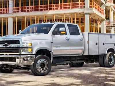 Chevrolet Halts Production of Medium-Duty Silverado Trucks