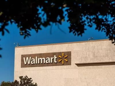 Walmart Slashes Price on Versatile Car Jump Starter and Tire Inflator by 71%