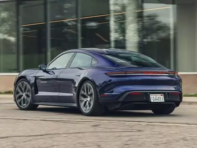 The 2025 Porsche Taycan 4: A Refined Electric Driving Experience
