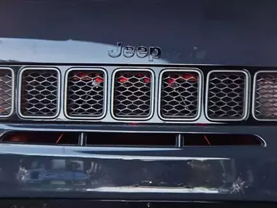 2028 Jeep Grand Cherokee SRT: A Powerful Comeback
