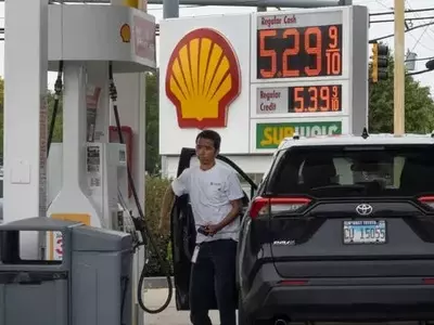 Soaring Fuel Costs Impacting Summer Travel and Boosting EV Appeal