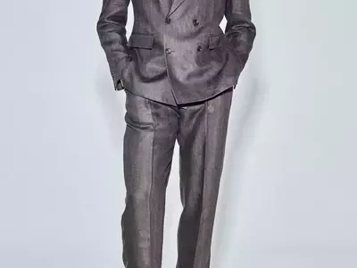 The Ultimate Guide to Men's Linen Suits: Stay Cool and Stylish in 2026