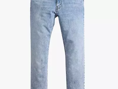 The Ultimate Guide to Athletic Fit Jeans for Muscular Builds