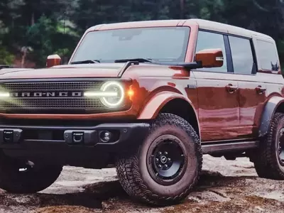 Ford Unveils Bronco Filson with Raptor Engine and Sasquatch Package