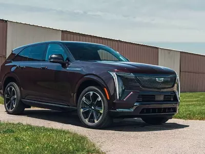 New Device Restores Apple CarPlay and Android Auto to GM EVs