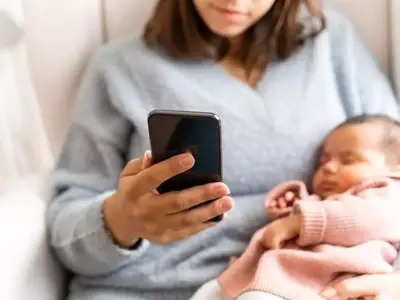 Ending Draining Mom Friendships: A Guide to Healthy Boundaries