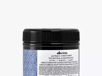 The Ultimate Guide to Color-Depositing Hair Masks for Lasting Vibrancy