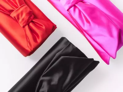 Carolina Herrera Unveils Diverse Handbag Collection for Spring/Summer 2026