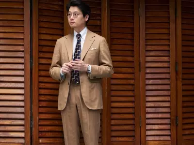 The Enduring Elegance of the Khaki Suit for Summer Weddings