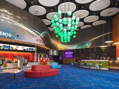 Kinepolis Expands U.S. Presence with Showcase Cinemas Acquisition