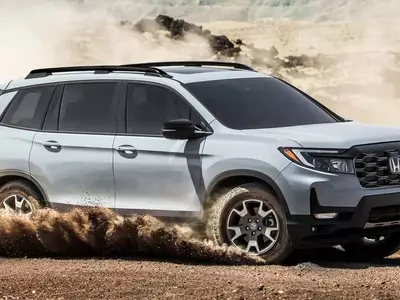 Honda Recalls 880,000 SUVs Over Potential Wheel Detachment Due to Corrosion