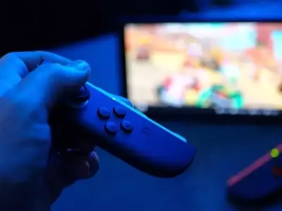 Maximizing Your Switch 2 Experience: Essential Games and Accessories for New Owners