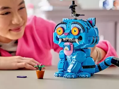 LEGO Unveils New "KPop Demon Hunters" Set Featuring Derpy and Sussie Bird