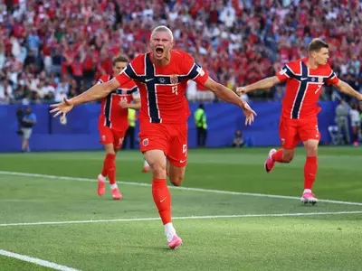 The Global Phenomenon of Pink Cleats in Football: A Cultural and Marketing Deep Dive