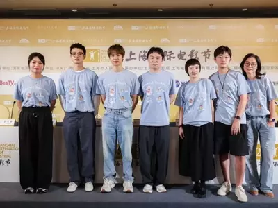 Director Zhong Kaifeng Unveils 'Atlantic Rhapsody' at Shanghai Film Festival, Exploring Memory and Sound