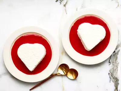 A French-Inspired Valentine's Day Dessert: Coeur à la Crème with Strawberry Coulis