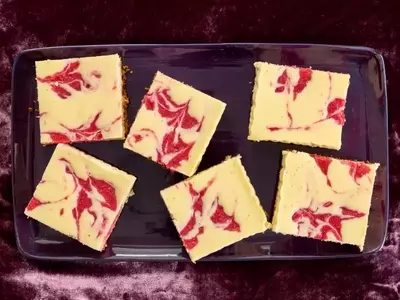 Delectable Strawberry & Goat Cheese Cheesecake Squares