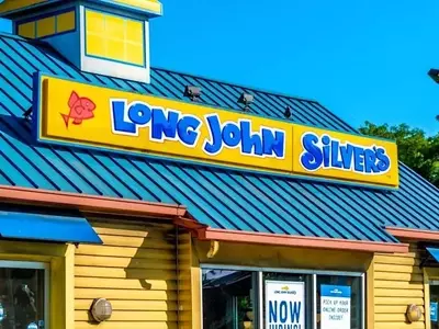 Long John Silver's Navigates Comeback with Strategic Closures and Revitalization Efforts