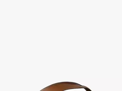 The Enduring Appeal of Thong Sandals: A Summer Style Essential