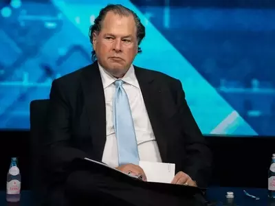 Salesforce Shares Face Significant Headwinds Amidst Market Skepticism on AI Integration and Acquisition Strategy