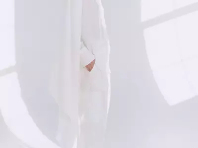 Maria McManus's Resort 2027 Collection: A Symphony of Sustainable Elegance and Artistic Inspiration