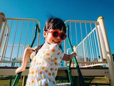 Safety Guidelines for Children's Outdoor Play in High Temperatures