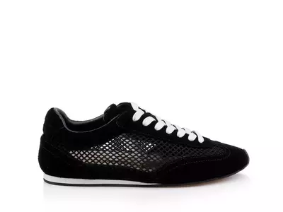 Embrace the Mesh: The Ultimate Guide to the Season's Hottest Footwear Trend