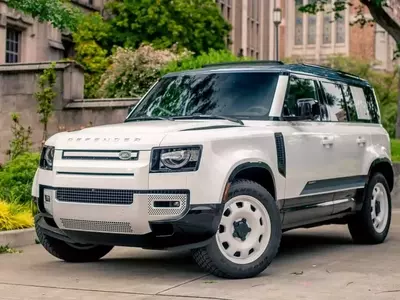 Land Rover Initiates Recall for Over 250,000 SUVs Due to Airbag Deployment Concerns