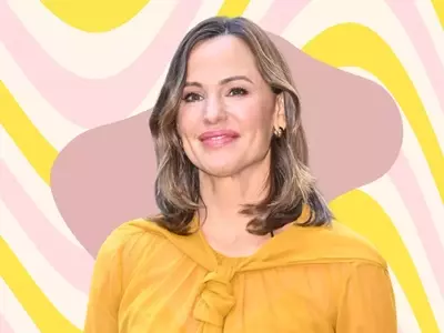 Jennifer Garner's Kitchen: A Blend of Rustic Charm and Practical Design